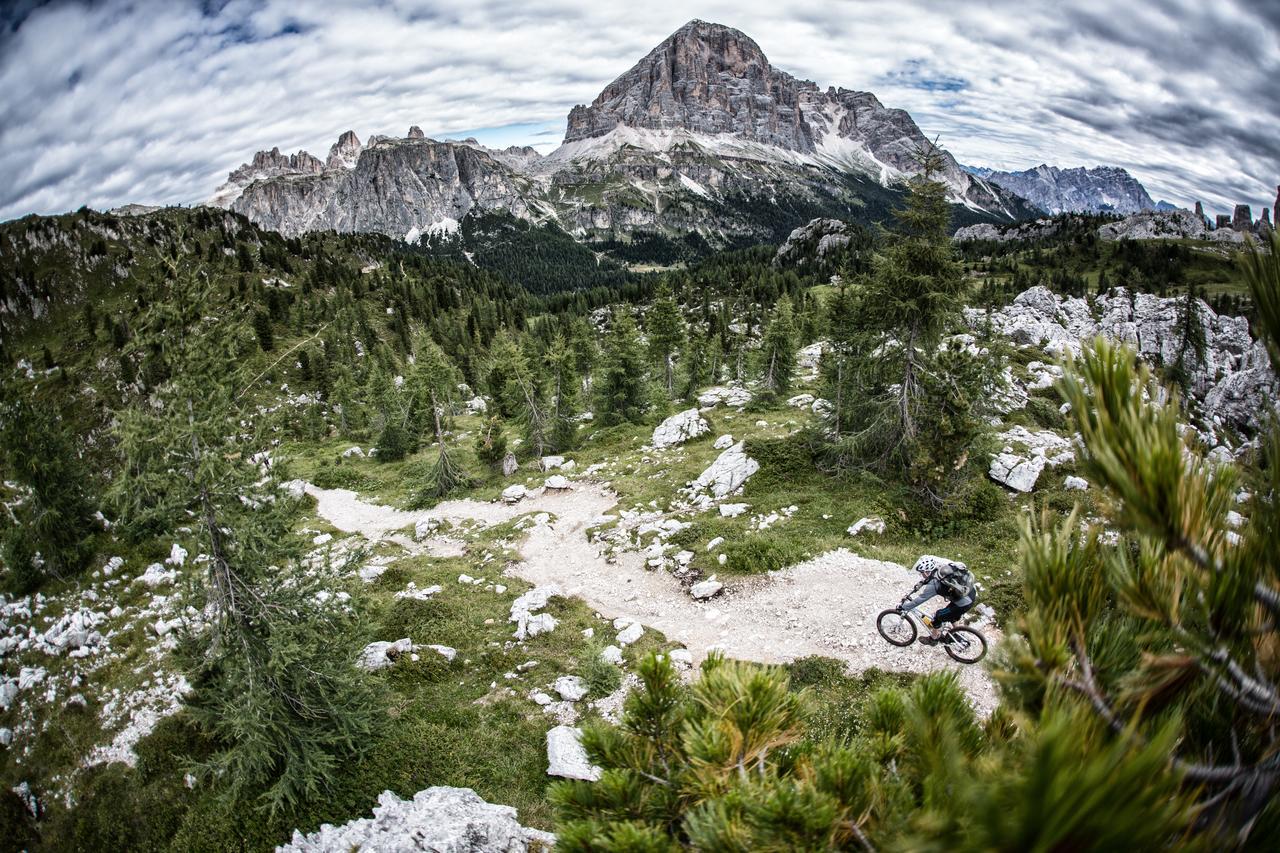 Linder Cycling Hotel Selva di Val Gardena Exterior photo